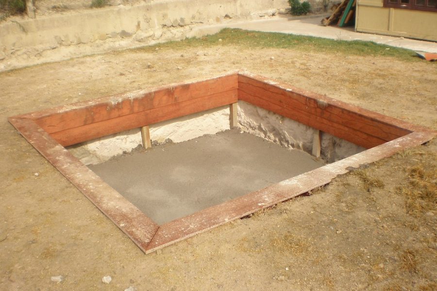 gallery-item